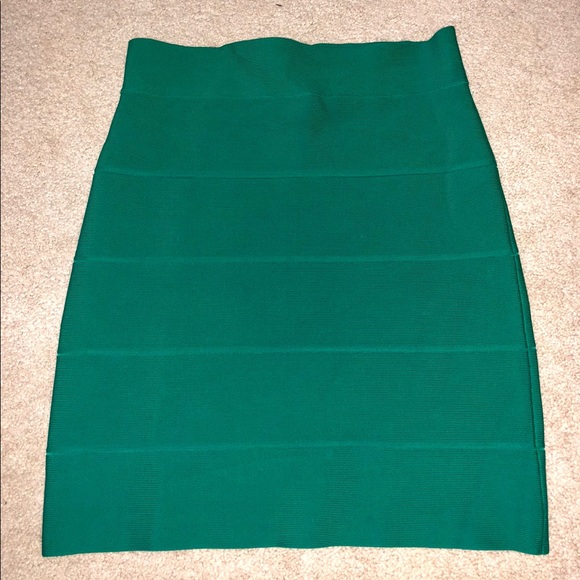BCBG green bandage skirt - Picture 1 of 1